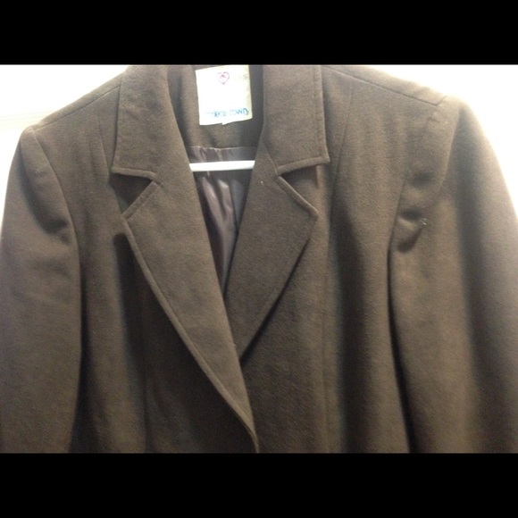 Coffee brown cotton-poly blend suedecloth blazer. - Picture 3 of 3